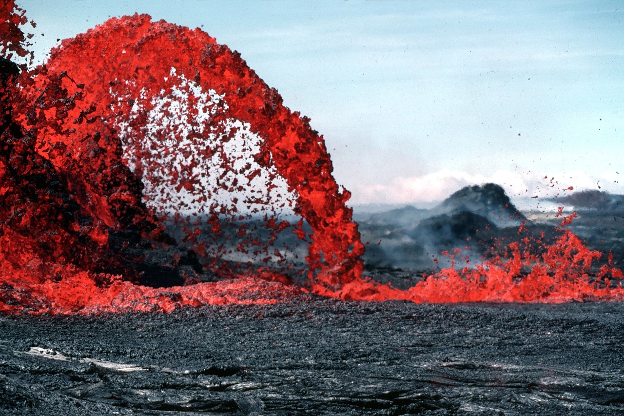 lava, magma, volcanic eruption, glow, hot, rock, pāhoehoe, hawaii, volcanic, fountain, fluid, lava, lava, lava, lava, lava, magma, hawaii, hawaii, hawaii, hawaii